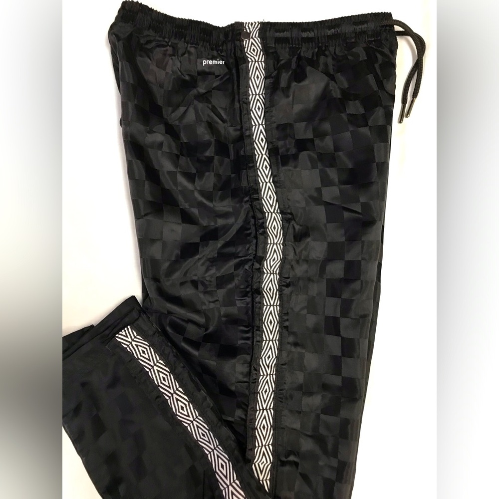 Umbro premier snap off training pants